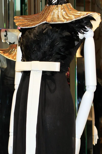 Look 4